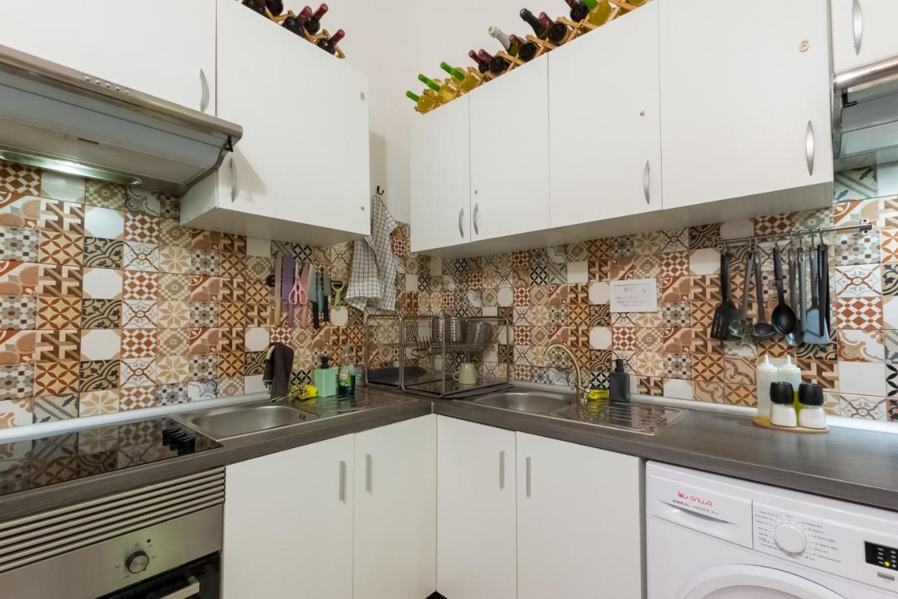 Social - kitchen home - apartment Madrid Exterior foto